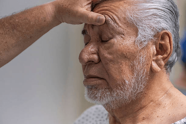 Functional upper eyelid assessment for heaviness