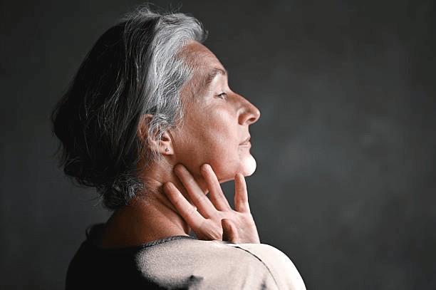 Mature neck profile consultation reference for neck lift planning